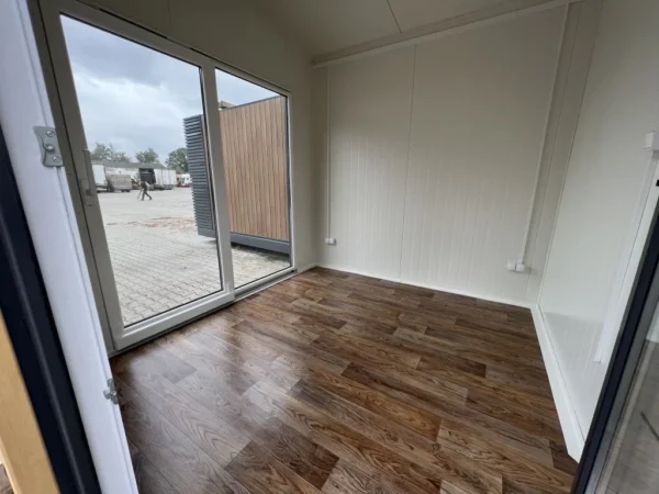 Unidad residencial / Unidad de oficinas de 24 m²