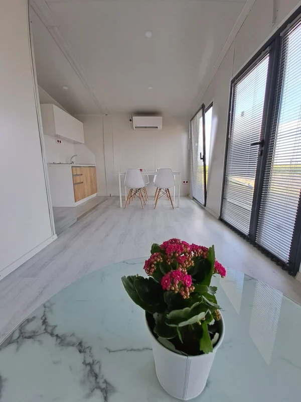 Bungalow amueblado – Chalet jardín de 28 m²